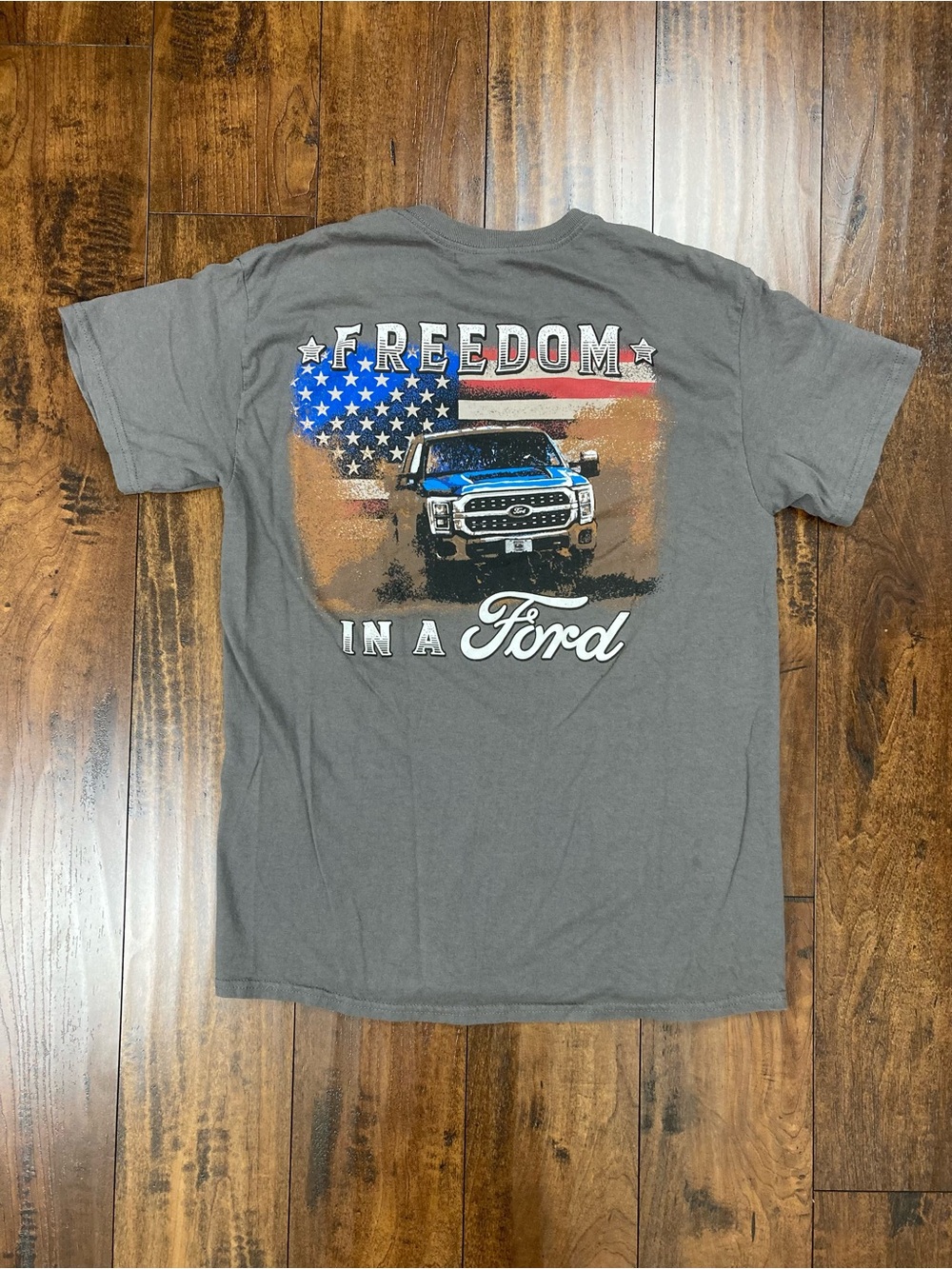 FORD TRUCKS Shirt Freedom In A Ford America Gray Adult Size Medium